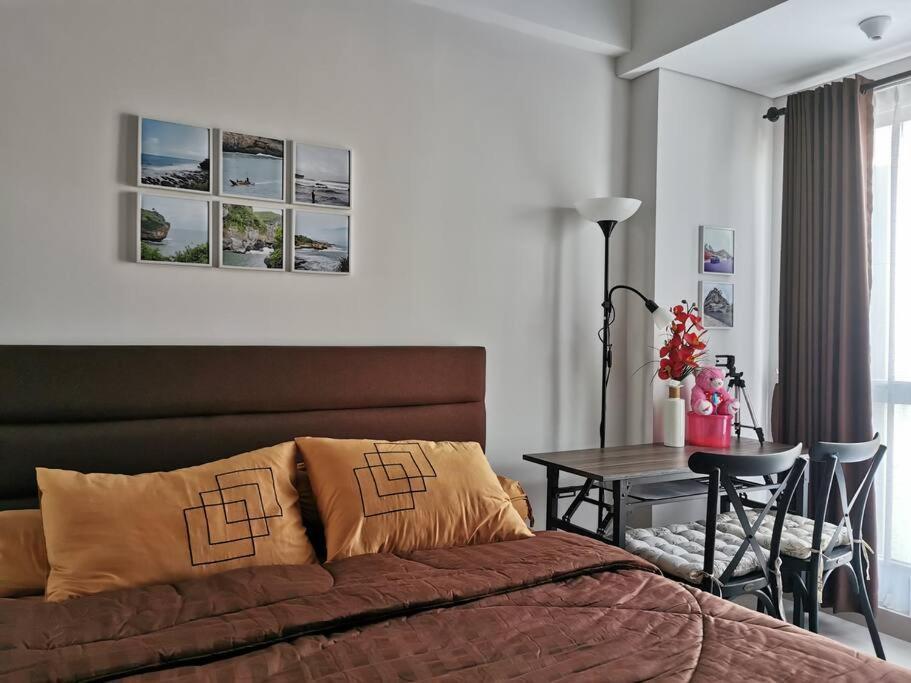 A Peaceful At Barsacity By Ciputra Apartment *